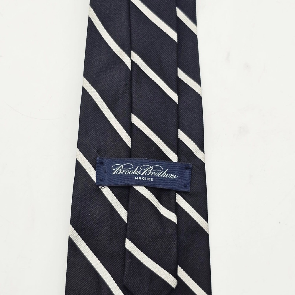 Brooks Brothers Tie Mens One Size Navy Black Striped Silk Handmade USA